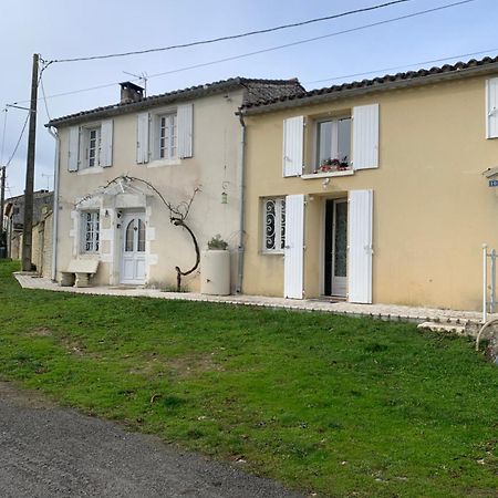 Charmant Studio Meuble Montignac-Charente Экстерьер фото